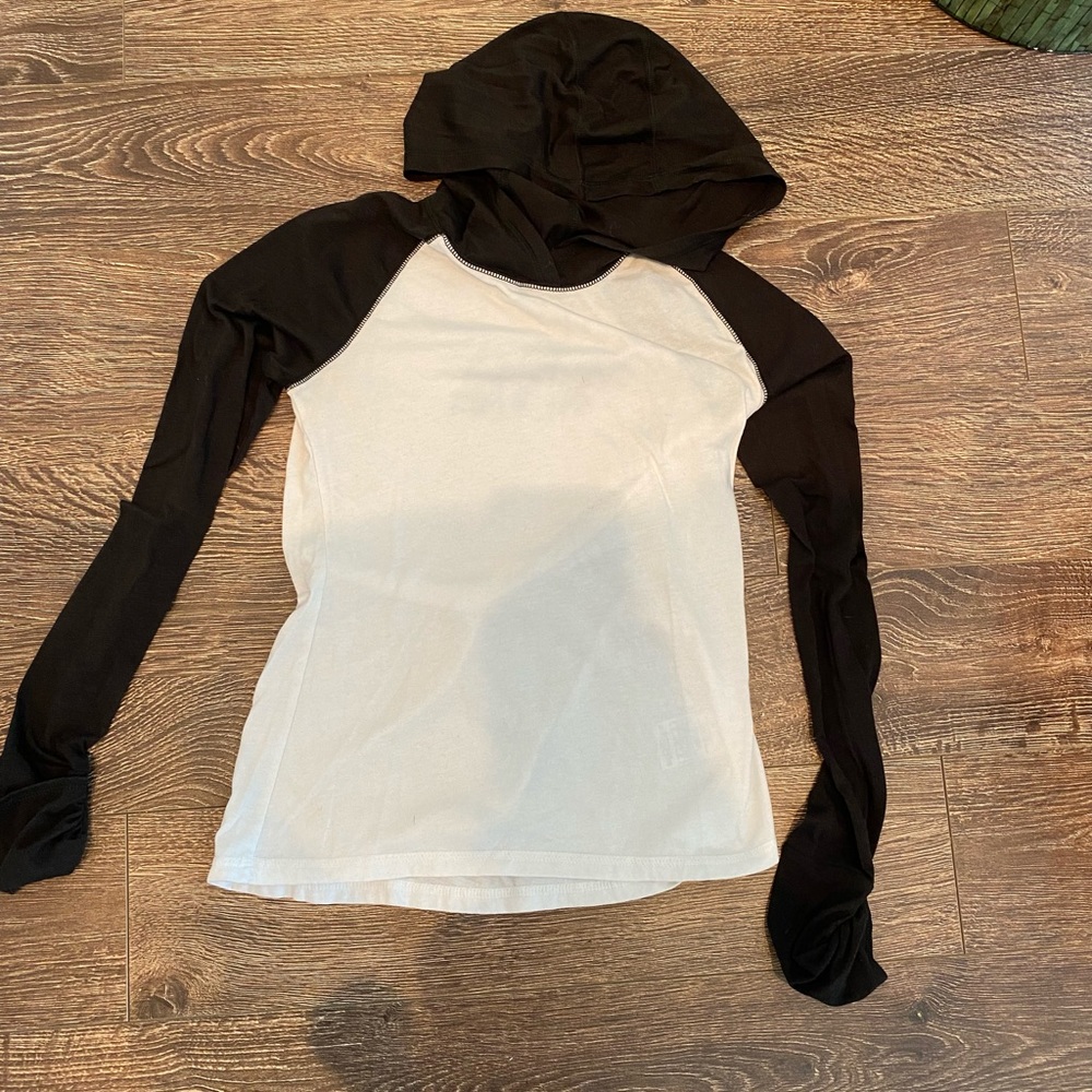 T-shirt hoodie